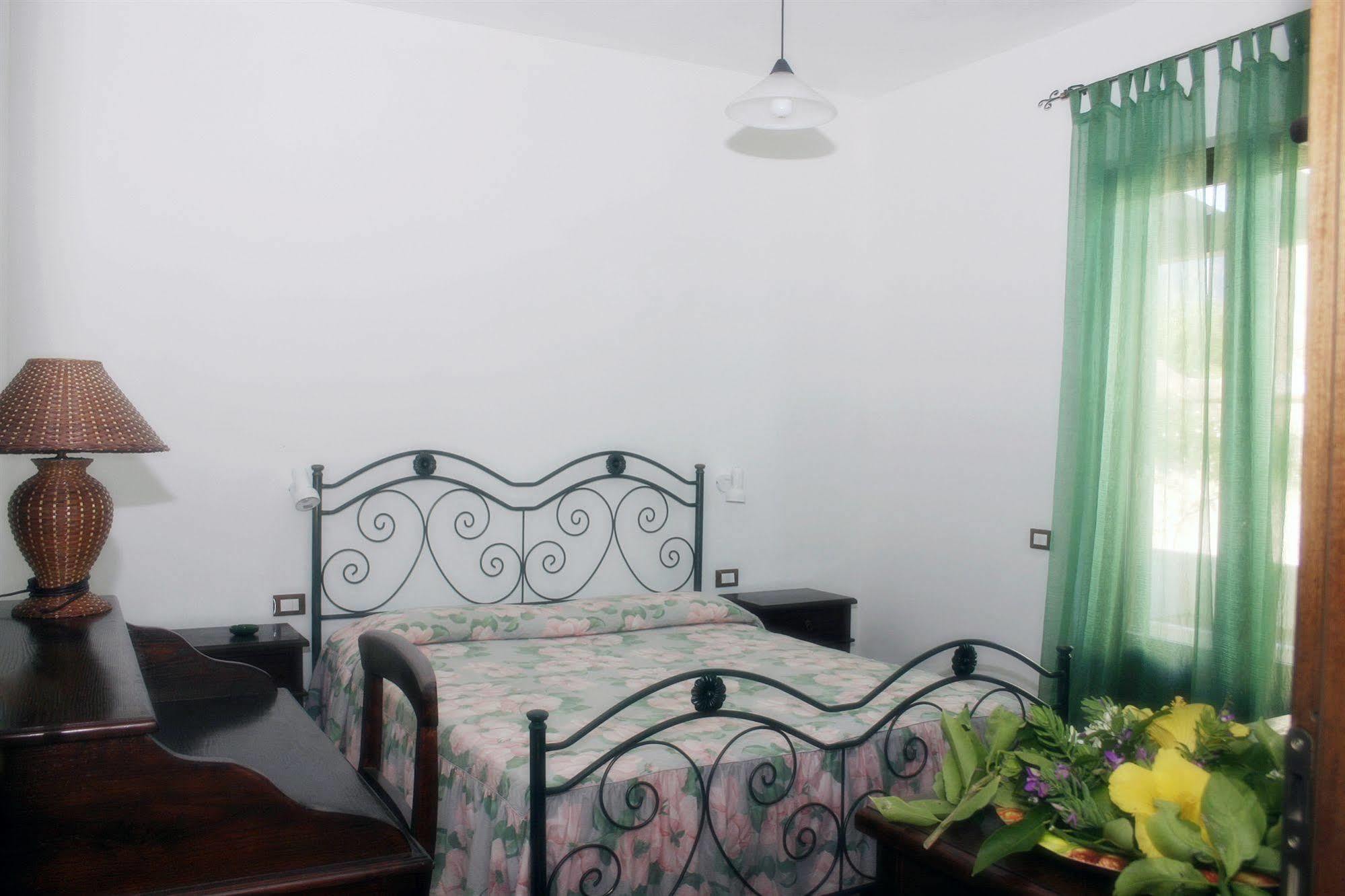 Villa Saraceno Lipari  Eksteriør billede